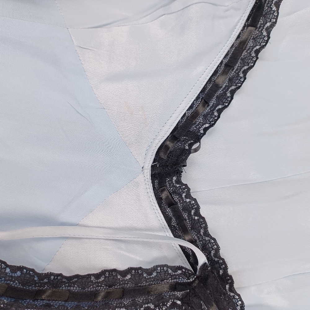 Anthropologie V Neck Lace Trim Slip Dress Size 8 Women Feminine Viscose - Picture 10 of 16